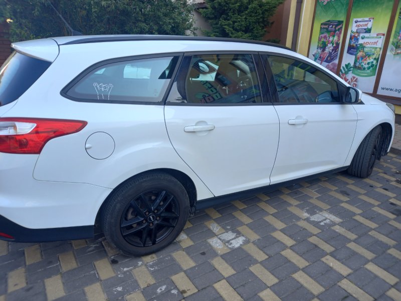 Sprzedam Forda Focus - 03 Sprzedam Forda Focus - 03