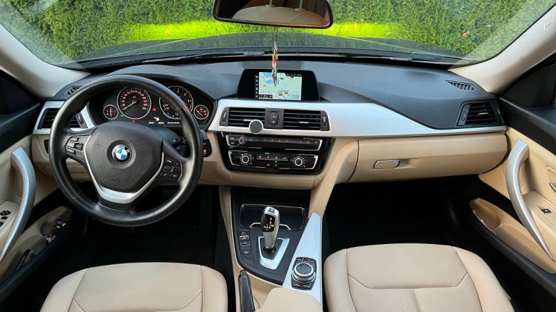 Mam na sprzedaz BMW 3 GT 2.0 d - 04 Mam na sprzedaz BMW 3 GT 2.0 d - 04