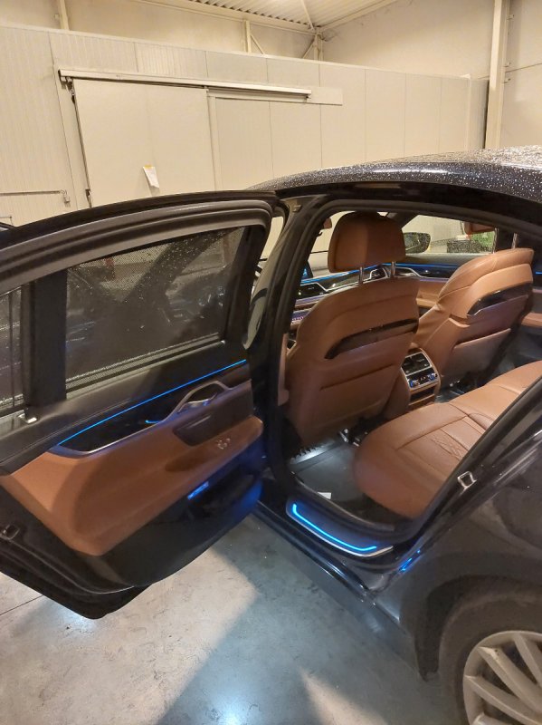 Sprzedam BMW7 - 02 Sprzedam BMW7 - 02
