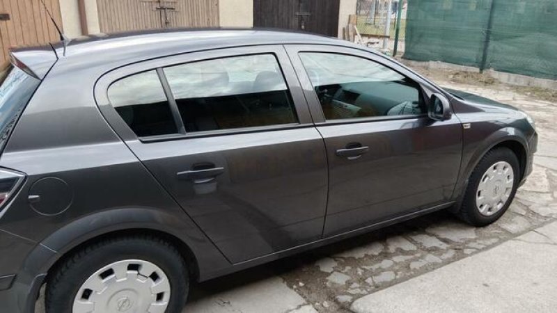 Opel Astra III (H), hatchback 5 drzwi, 1,6 ECOTEC 115 KM, polski salon - 03 Opel Astra III (H), hatchback 5 drzwi, 1,6 ECOTEC 115 KM, polski salon - 03