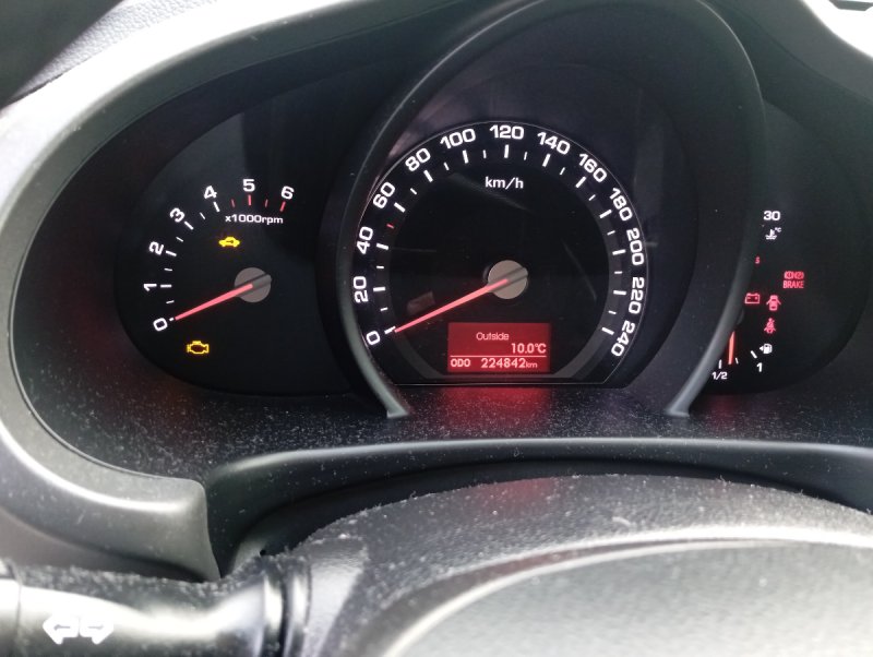 Kia Sportage 1.7 CRDI 2012 - 04 Kia Sportage 1.7 CRDI 2012 - 04