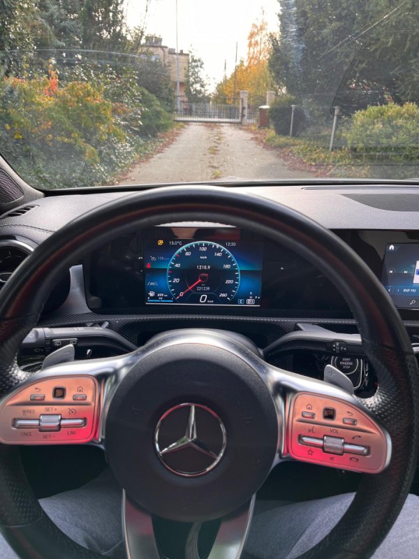 Mercedes CLA200 2021 rok - 05 Mercedes CLA200 2021 rok - 05