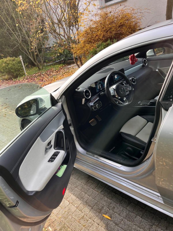 Mercedes CLA200 2021 rok - 06 Mercedes CLA200 2021 rok - 06