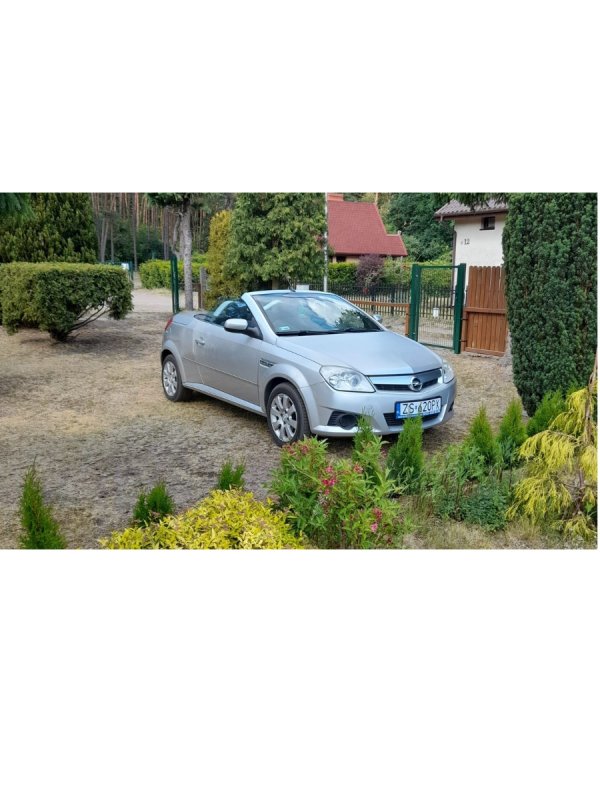 Opel Tigra 2007 rok. 1.4 Cabrio, b. mały przebieg - 03 Opel Tigra 2007 rok. 1.4 Cabrio, b. mały przebieg - 03