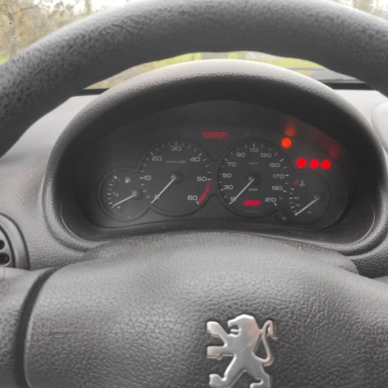 Peugeot 206 2.0 HDI 90KM - 02 Peugeot 206 2.0 HDI 90KM - 02