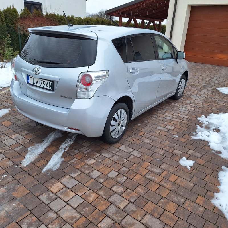 Toyota verso 1.8benzyna 7 osobowy. - 04 Toyota verso 1.8benzyna 7 osobowy. - 04