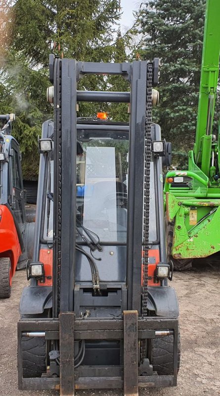 Wózek widłowy Linde H30T sprzedaż wynajem serwis - 02 Wózek widłowy Linde H30T sprzedaż wynajem serwis - 02