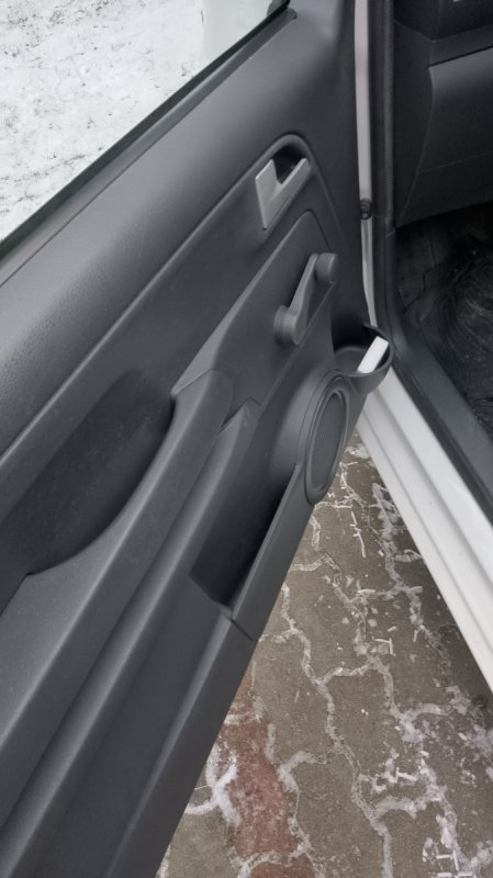 Sprzedam Volkswagen Fox 1, 2 benzyna z 2009 - 02 Sprzedam Volkswagen Fox 1, 2 benzyna z 2009 - 02