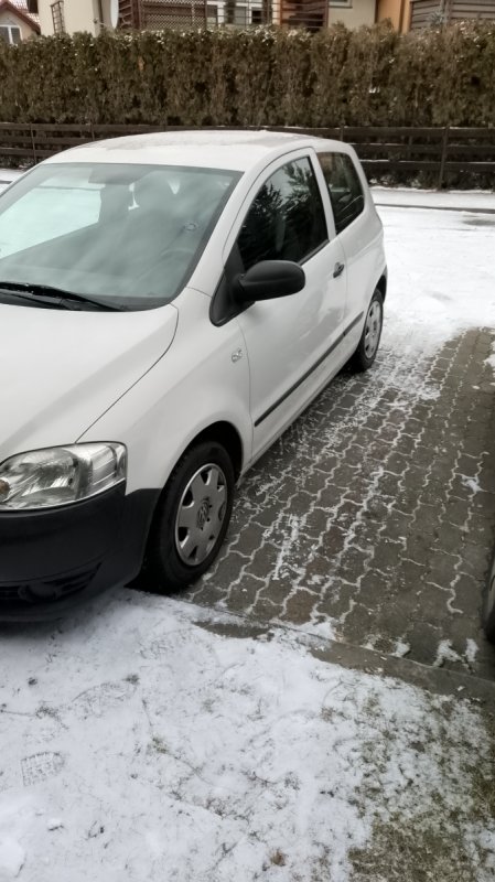 Sprzedam Volkswagen Fox 1, 2 benzyna z 2009 - 04 Sprzedam Volkswagen Fox 1, 2 benzyna z 2009 - 04