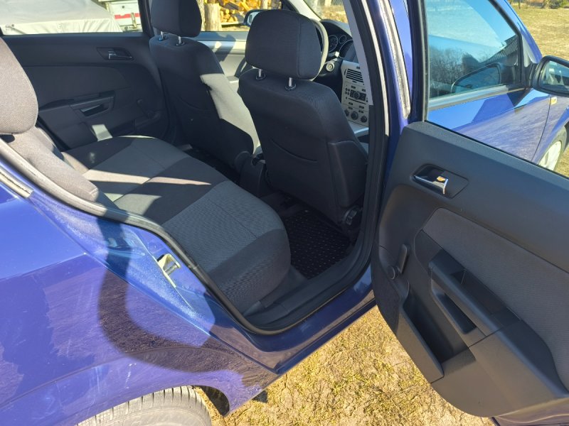 Opel Astra H 1.4 Benzyna - 06 Opel Astra H 1.4 Benzyna - 06