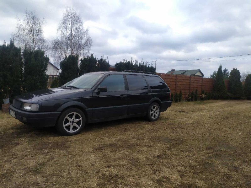Sprzedam Passat B3 GT - 01 Sprzedam Passat B3 GT - 01