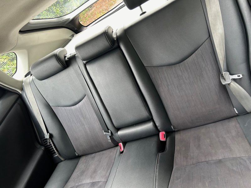 Toyota Pruius 2011 - 03 Toyota Pruius 2011 - 03