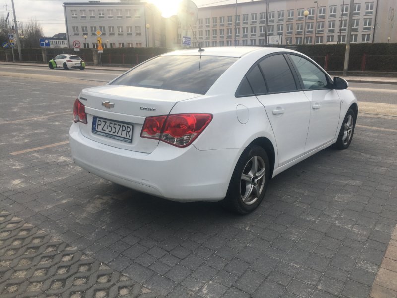 Sprzedam Chevrolet Cruze 1.7 D 130 Km - 01 Sprzedam Chevrolet Cruze 1.7 D 130 Km - 01