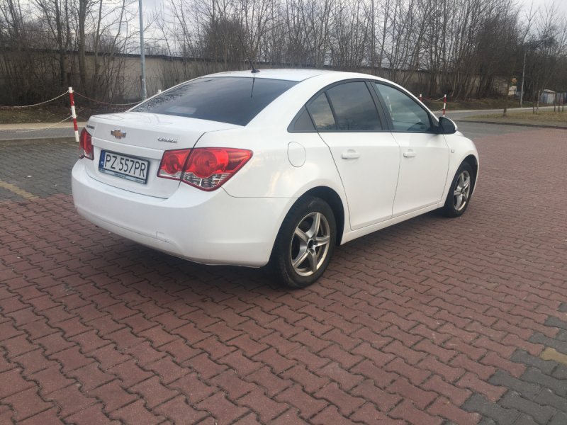 Sprzedam Chevrolet Cruze 1.7 D 130 Km - 07 Sprzedam Chevrolet Cruze 1.7 D 130 Km - 07