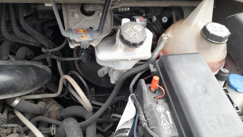 Sprzedam Forda Transit 2.2, 2010r.diesel 9 osobowy - 06 Sprzedam Forda Transit 2.2, 2010r.diesel 9 osobowy - 06