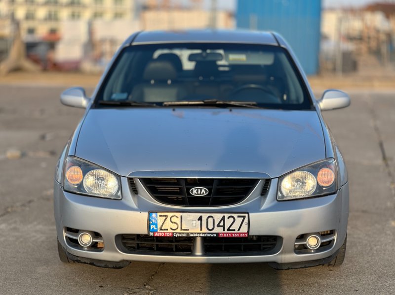Kia Cerato 2.0 CRDi LX - 02 Kia Cerato 2.0 CRDi LX - 02