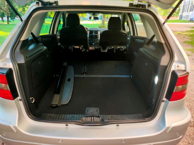 Mercedes B Klasa (W245) B170, Klimatyzacja - 06 Mercedes B Klasa (W245) B170, Klimatyzacja - 06