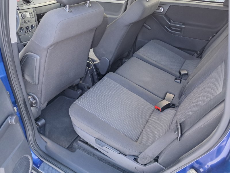 Opel Meriva 1.6 benzyna, 115 tys km - 05 Opel Meriva 1.6 benzyna, 115 tys km - 05