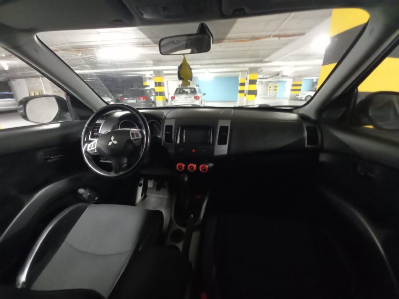 Mitsubishi Outlander II - 01 Mitsubishi Outlander II - 01