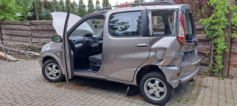 Toyota yaris verso