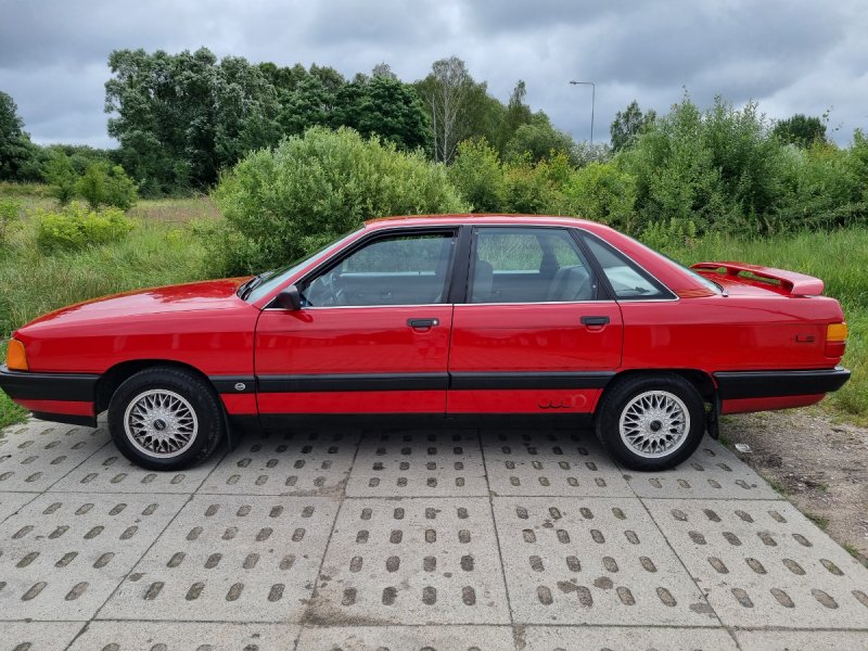 Audi 100 C3 - 01 Audi 100 C3 - 01