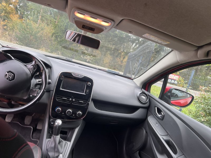 Sprzedam Renault Clio IV LPG/Benzyna 2014r 230 tys - 03 Sprzedam Renault Clio IV LPG/Benzyna 2014r 230 tys - 03