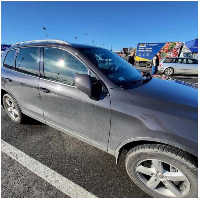 Sprzedaż samochodu osobowego Volkswagen Touareg BM - 03 Sprzedaż samochodu osobowego Volkswagen Touareg BM - 03