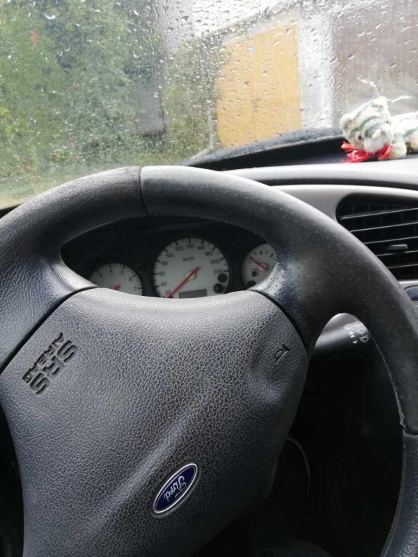 Ford Puma coupe sprzedam - 04 Ford Puma coupe sprzedam - 04