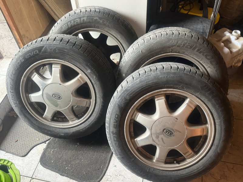 Sprzedam - 08 Sprzedam - 08