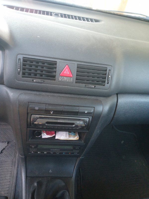 Skoda Octavia ICE+ bezwypadkowa polski salon - 05 Skoda Octavia ICE+ bezwypadkowa polski salon - 05