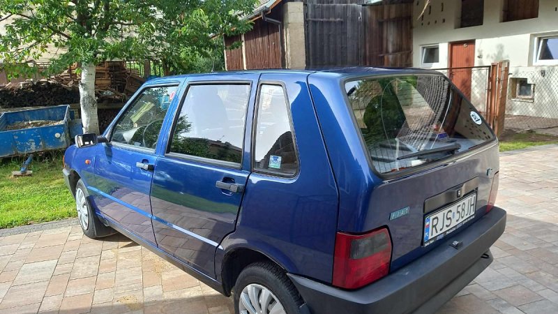 Sprzedam Fiat Uno 900cm - 01