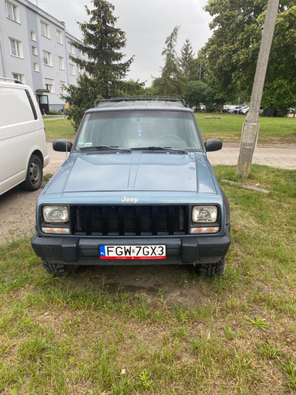 Sprzedam Jeep Cherokee Xj - 06