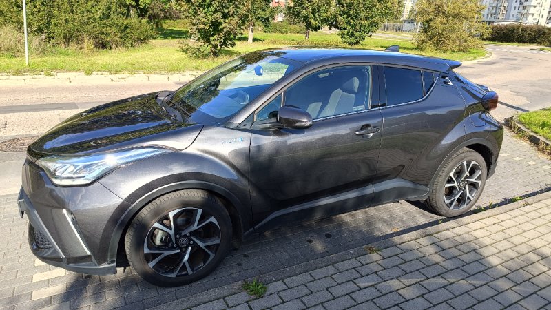 Toyota Chr Style rocznik 2021 - 05