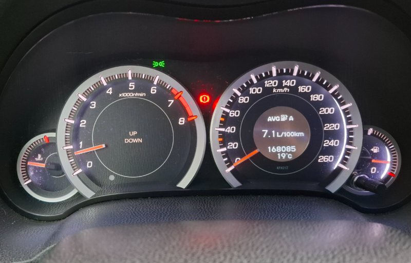 Honda Accord VIII 2011/12 - 02