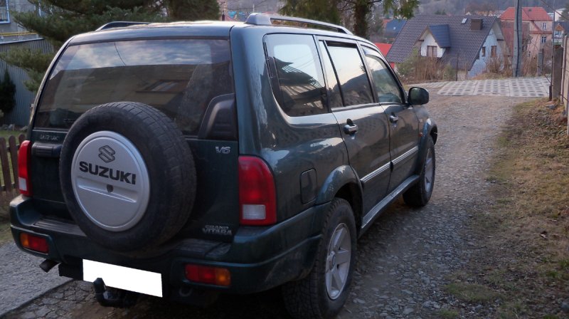 Suzuki XL7 2,7i terenówka 7 osobowa - 04