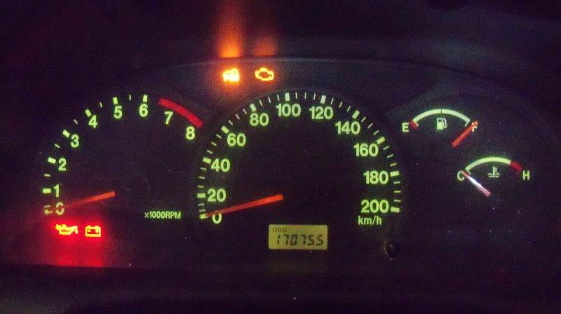 Suzuki XL7 2,7i terenówka 7 osobowa - 08