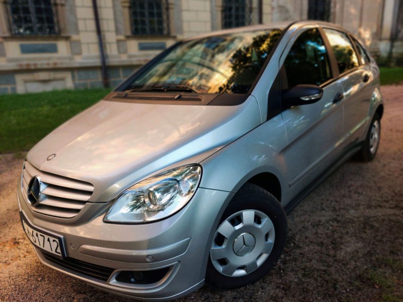 Mercedes B Klasa (W245) B170, Klimatyzacja