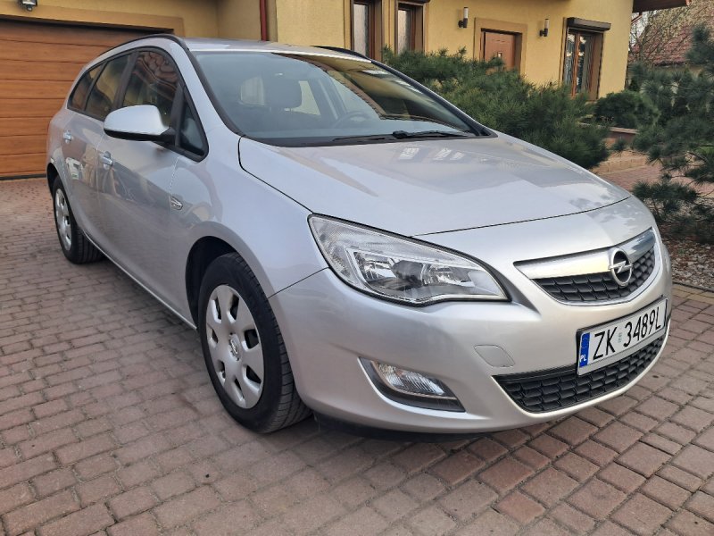 Opel Astra 1.4 benzyna, 129 tys km