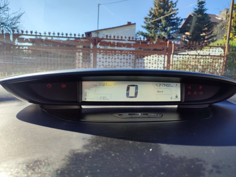 Citroen C4 1.4 88KM - 06