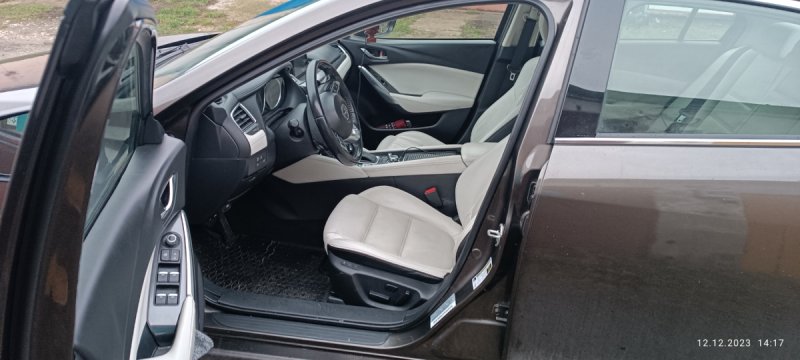 Mazda 6 z 2016 r - 04
