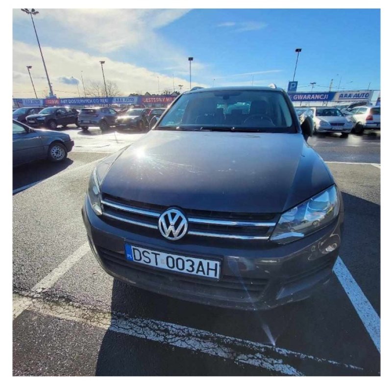 Sprzedaż samochodu osobowego Volkswagen Touareg - 02