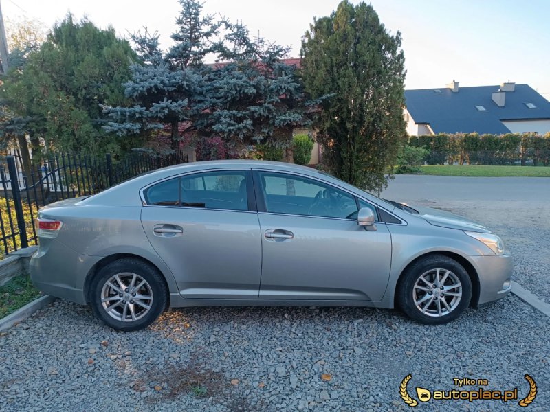 Toyota Avensis 2.0D4D, r.prod. 2010 - 02