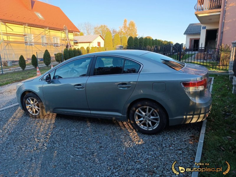 Toyota Avensis 2.0D4D, r.prod. 2010 - 07