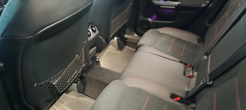 Sprzedam Mercedes GLA maksymalne wyposażenie AMG - 07