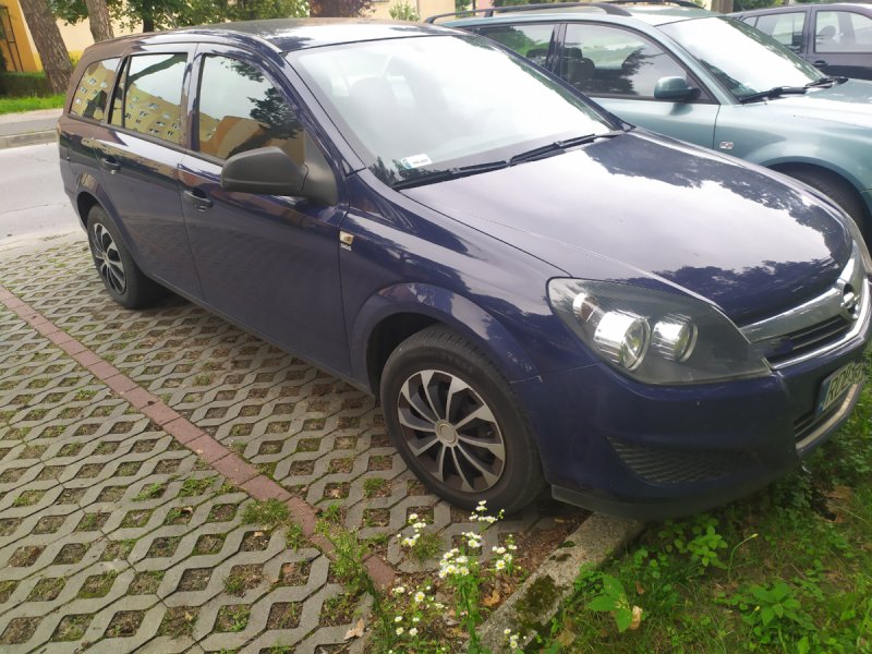 Opel Astra h 1.4 kombi +lpg - 03