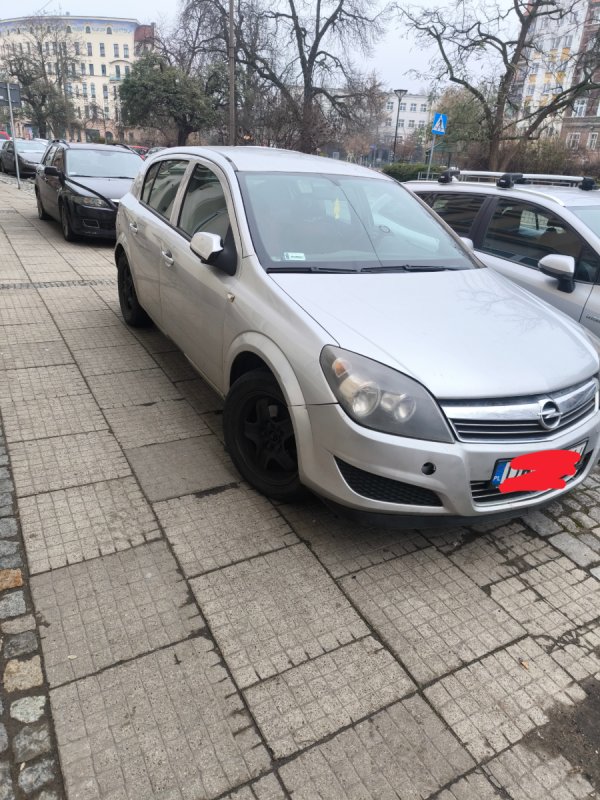 Opel Astra hatchback - 03