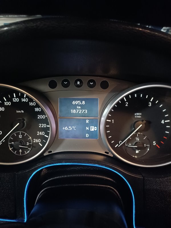 Mercedes ML 350 W 164 4 matic - 04