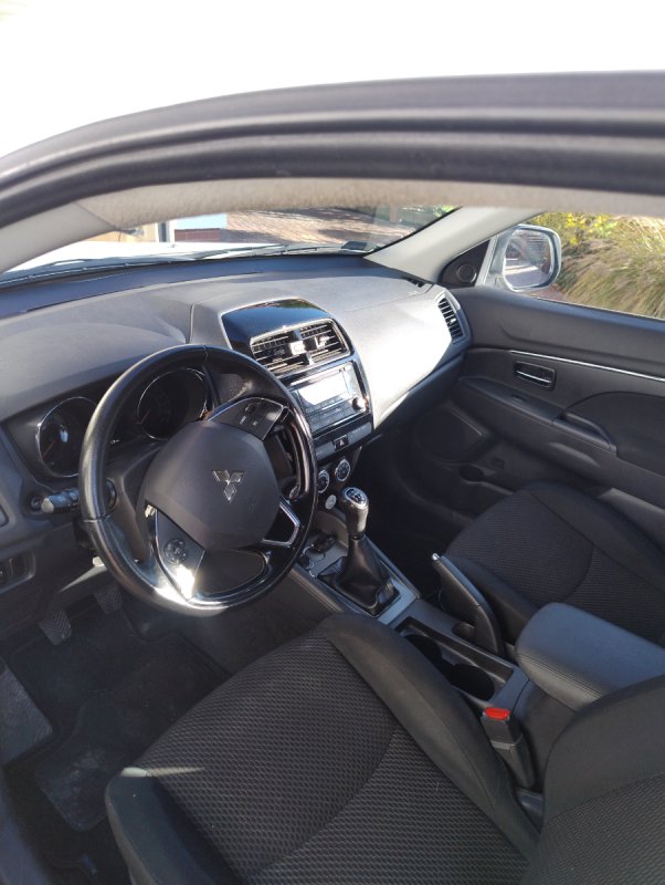 Sprzedam samochód marki Mitsubishi