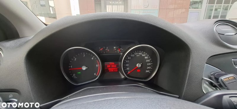 Ford Mondeo 2.0 TDCi Ambiente - 05