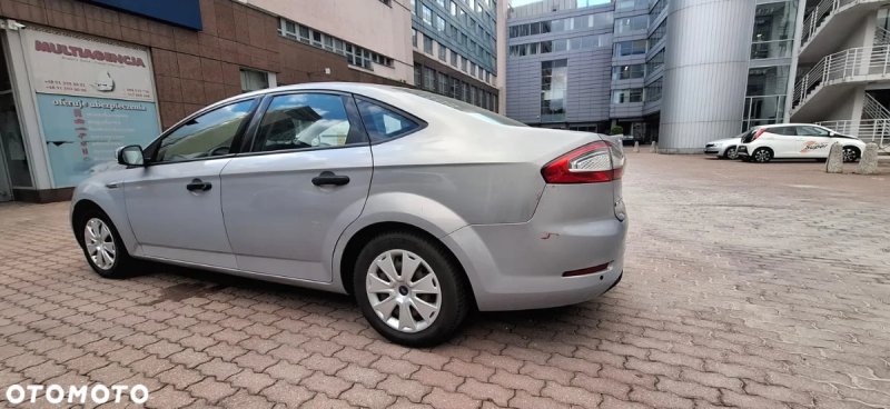 Ford Mondeo 2.0 TDCi Ambiente - 06